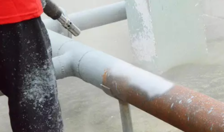 水性無(wú)機(jī)富鋅底漆噴涂.png
